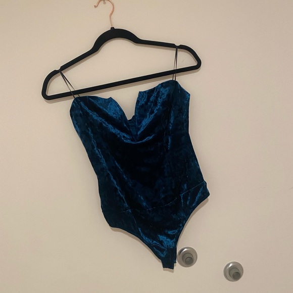 Fashionova suede strapless bodysuit - Picture 3 of 14